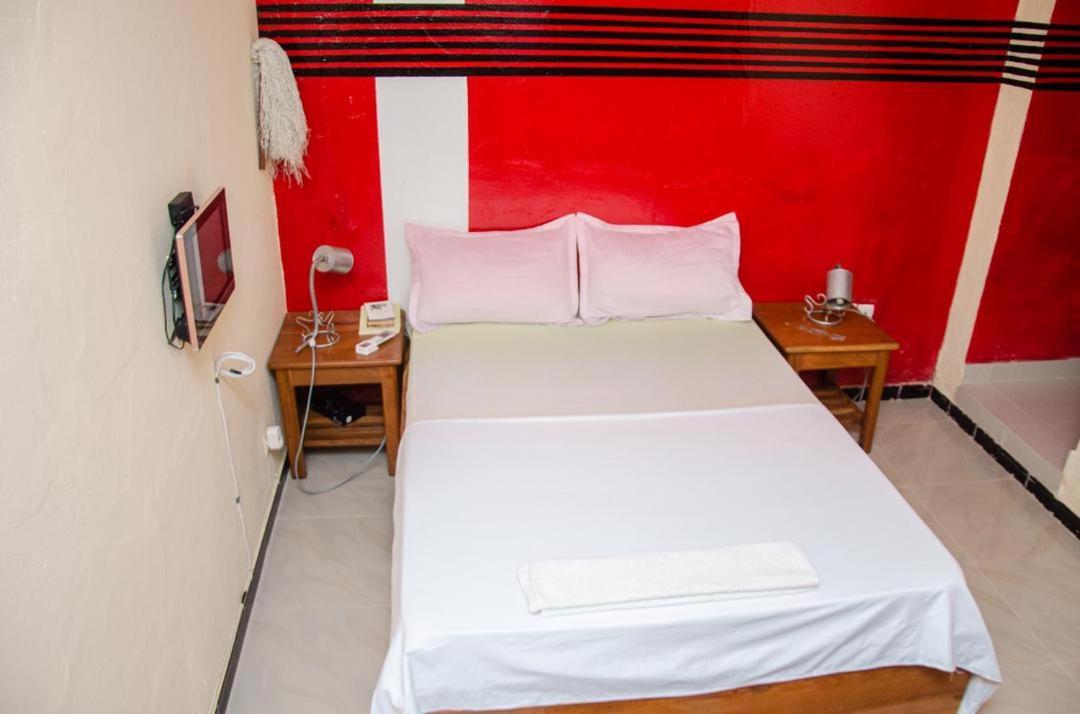 Ker Adja Apartman Ziguinchor Kültér fotó